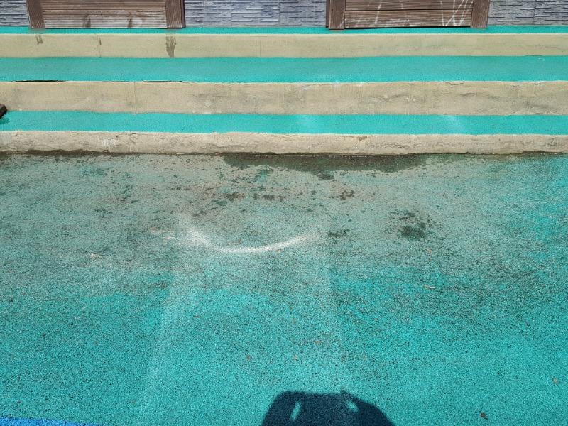 계단세척전.jpg
